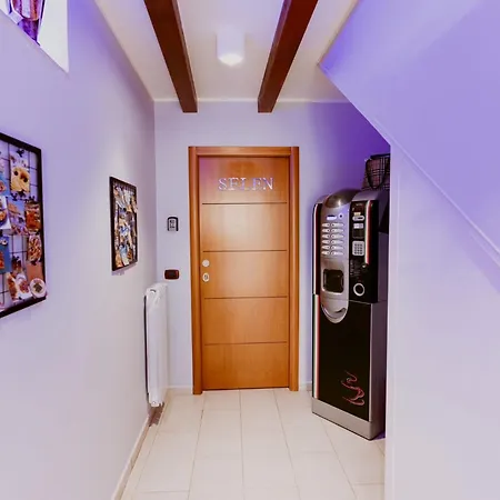 Dimora L'etual 3* Бари