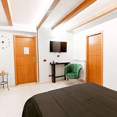 Dimora L'etual 3* Bari