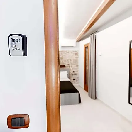 Dimora L'etual Oda ve Kahvaltı Bari
